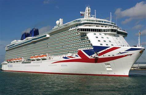 London/Heathrow ↔ Southampton Cruise via Stonehenge